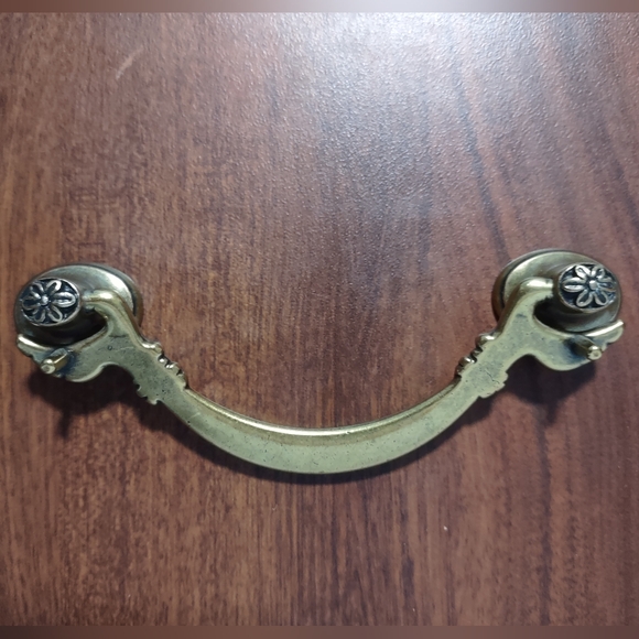 4 Vintage Antique Brass Drawer Furniture Pulls Drop Handle Center 5" - Picture 2 of 8